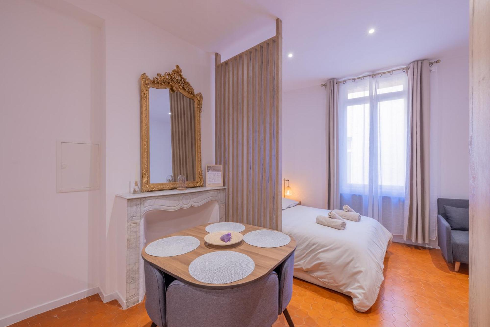 Appartement De Charme 엑상프로방스 외부 사진
